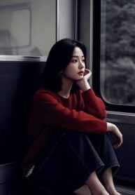 Tiền Ít, Tình Tan