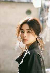 Ba Mươi Năm Dối Lừa