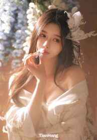 Sống Trong Ảo Mộng